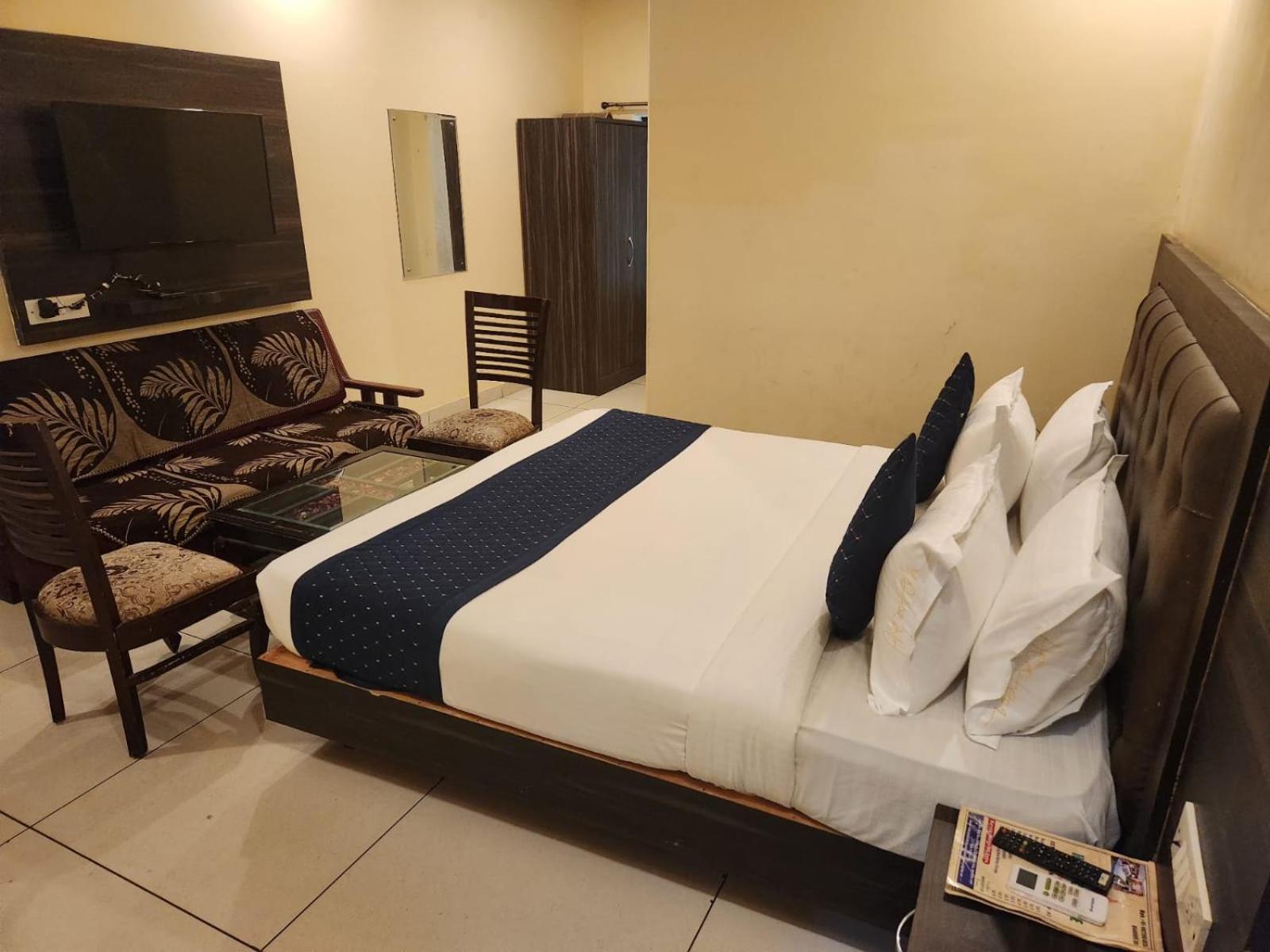 Hotel Grand City Lite Near Delhi Airport New Delhi Exterior photo